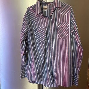 Ely Cattleman mens long sleeve button down shirt. Large. In very good condition.